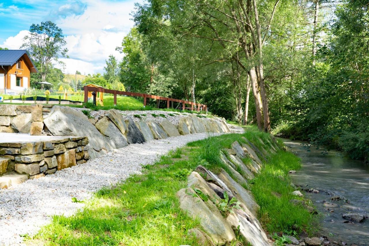 Apartamenty Mariza Szczawnica Jaworki: Mountain Retreat with Heated Pool & Sauna Exterior photo