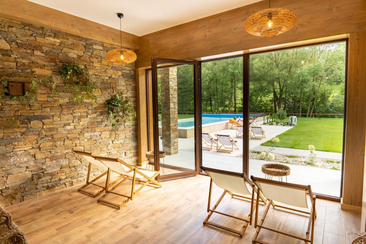 Apartamenty Mariza Szczawnica Jaworki: Mountain Retreat with Heated Pool & Sauna Exterior photo